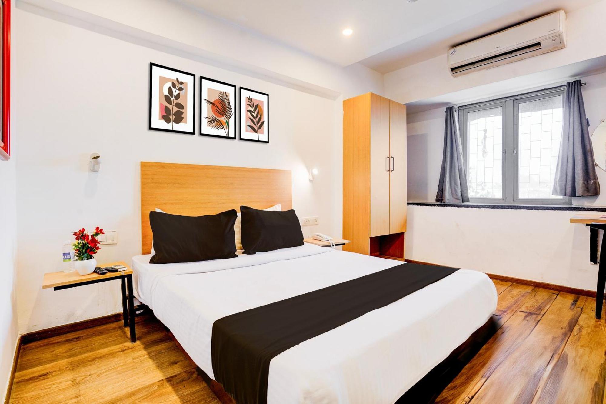 Super Townhouse Khar The Unicontinental Hotel Bombay Eksteriør billede